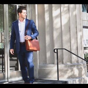 NWT Artis & Fero Brown Leather Messenger Bag